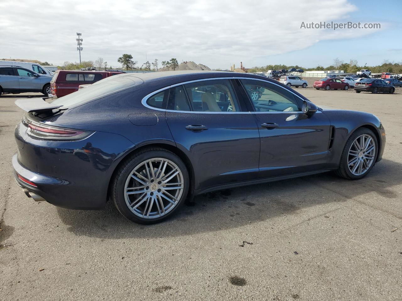 2018 Porsche Panamera 4 Blue vin: WP0AA2A79JL111350