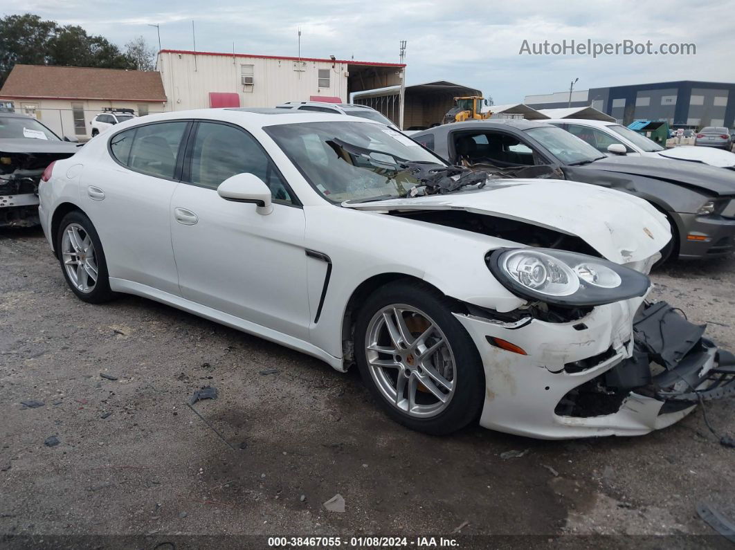 2014 Porsche Panamera 4 White vin: WP0AA2A7XEL006838