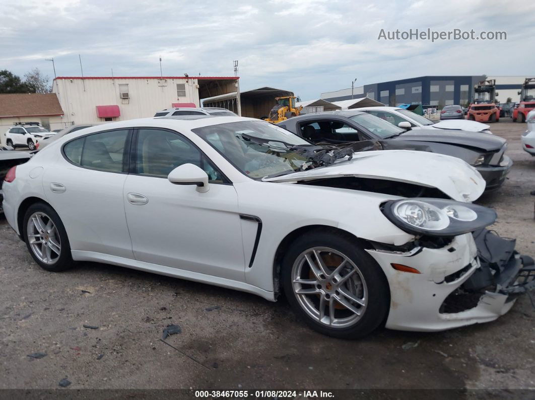 2014 Porsche Panamera 4 White vin: WP0AA2A7XEL006838