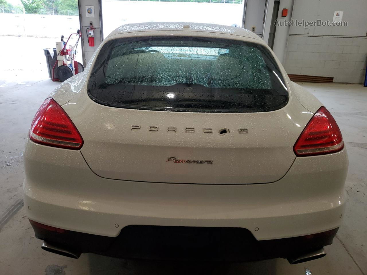 2014 Porsche Panamera 2 White vin: WP0AA2A7XEL013353