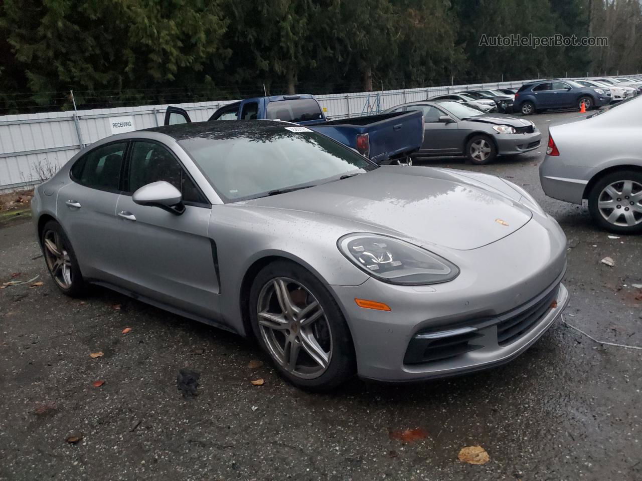 2018 Porsche Panamera 4 Silver vin: WP0AA2A7XJL107307