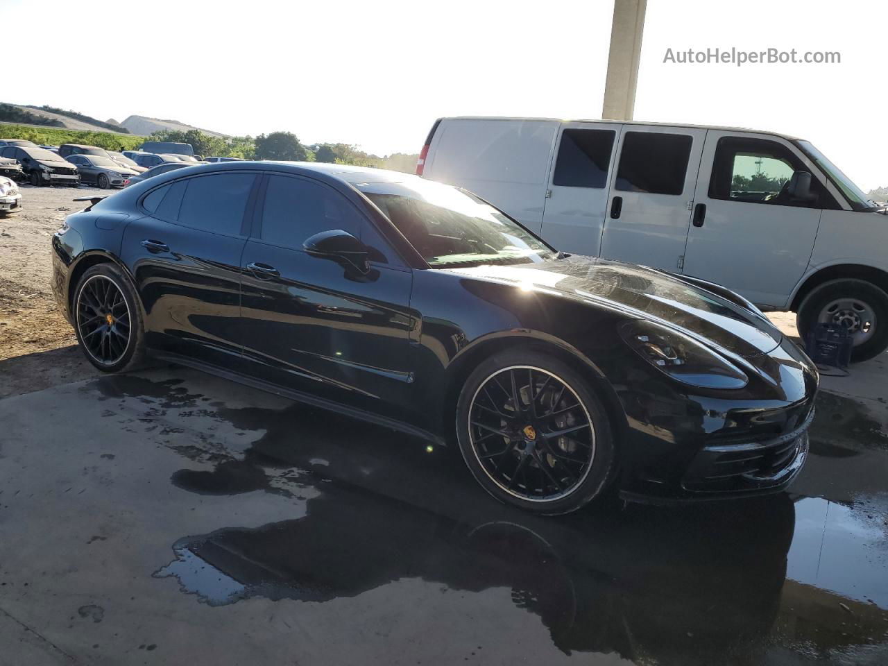 2018 Porsche Panamera 4 Black vin: WP0AA2A7XJL112362