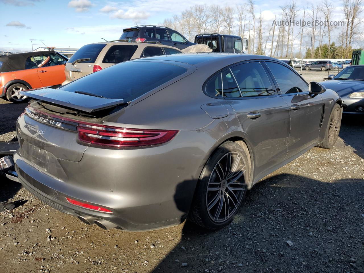 2018 Porsche Panamera 4s Charcoal vin: WP0AB2A71JL135171