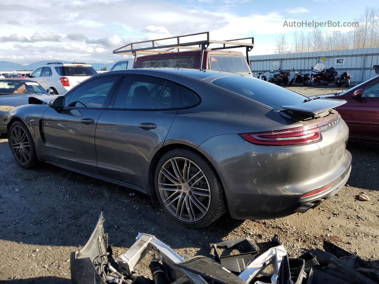 2018 Porsche Panamera 4s Charcoal vin: WP0AB2A71JL135171