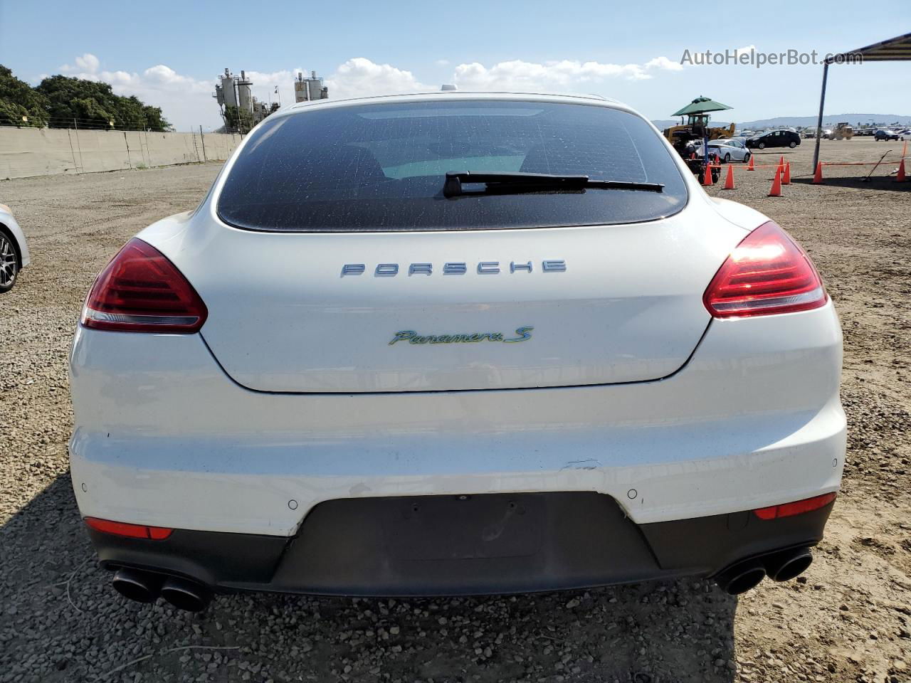 2014 Porsche Panamera S Hybrid Белый vin: WP0AD2A7XEL044691