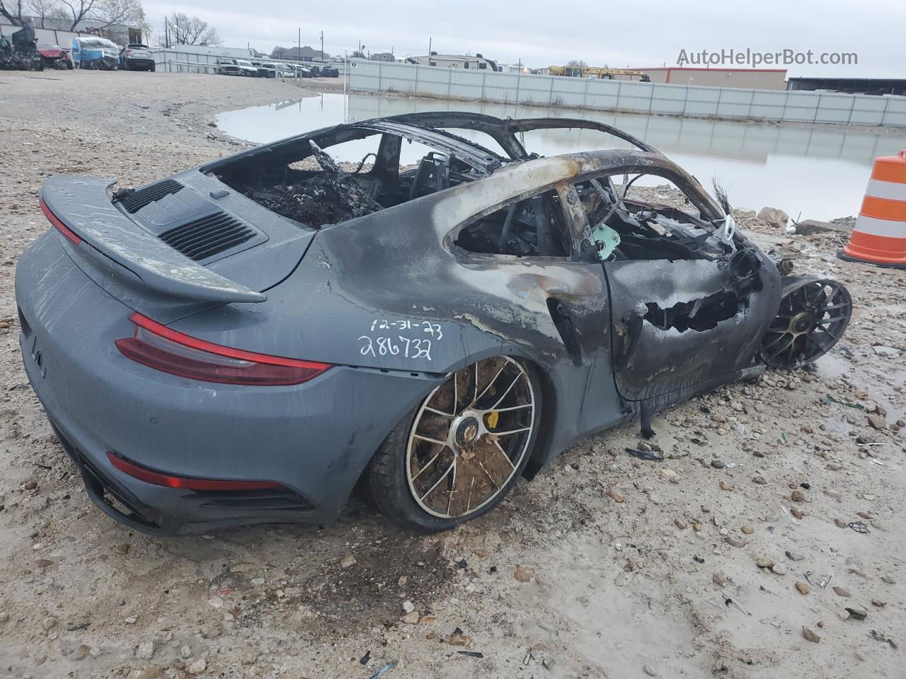 2018 Porsche 911 Turbo Burn vin: WP0AD2A98JS156715