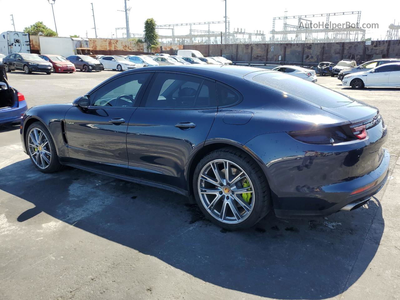 2018 Porsche Panamera 4 E-hybrid Синий vin: WP0AE2A78JL175304