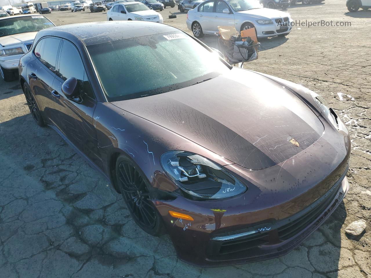 2018 Porsche Panamera 4 Sport Turismo Burgundy vin: WP0CA2A72JL180079