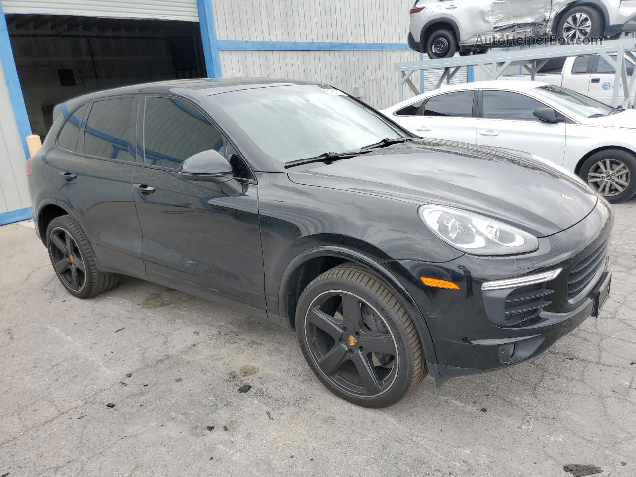 2018 Porsche Cayenne  Черный vin: WP1AA2A20JKA07130