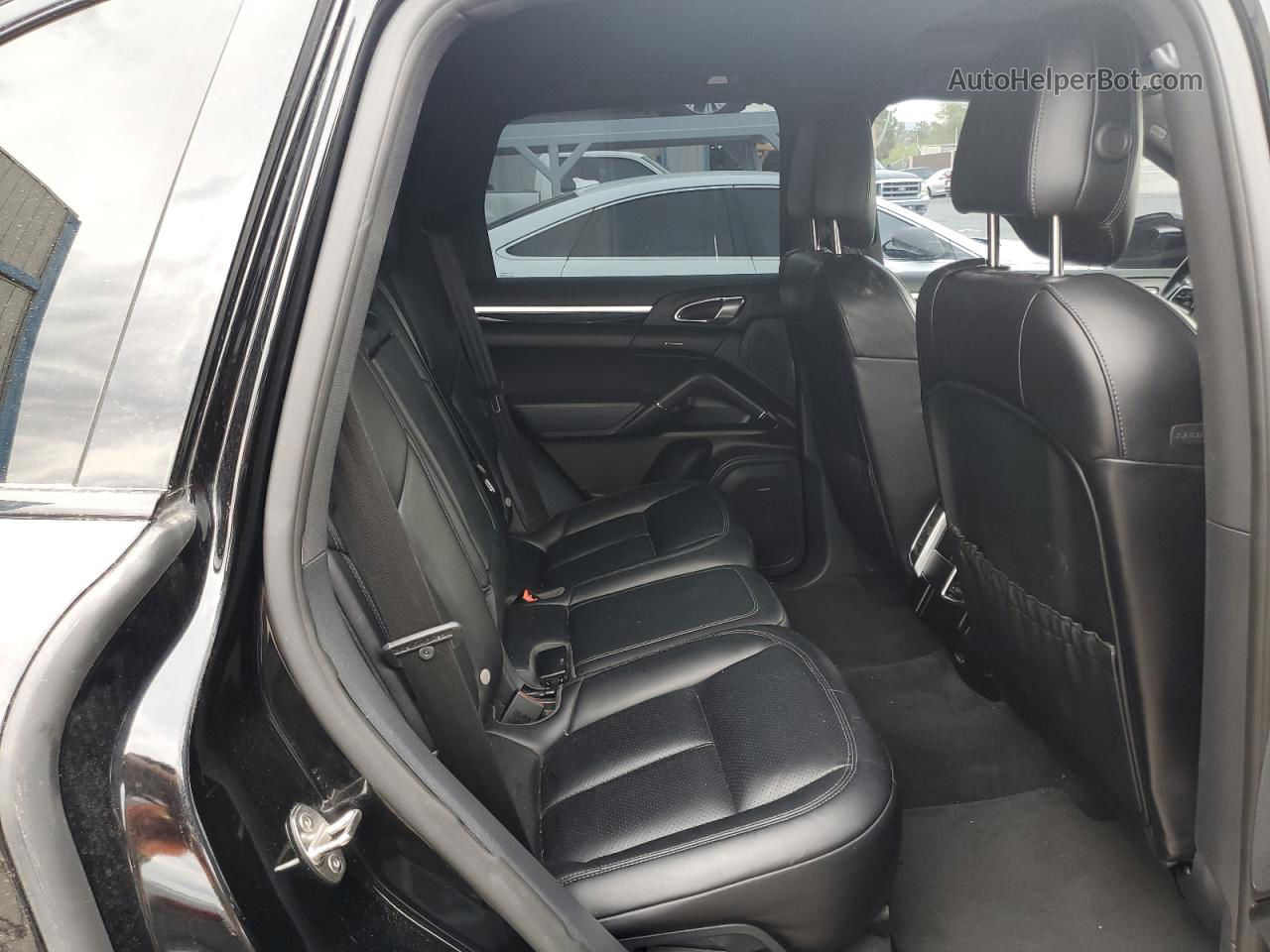 2018 Porsche Cayenne  Черный vin: WP1AA2A20JKA07130