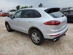 2018 Porsche Cayenne  Gray vin: WP1AA2A20JKA01179