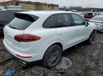 2018 Porsche Cayenne  White vin: WP1AA2A20JKA05944