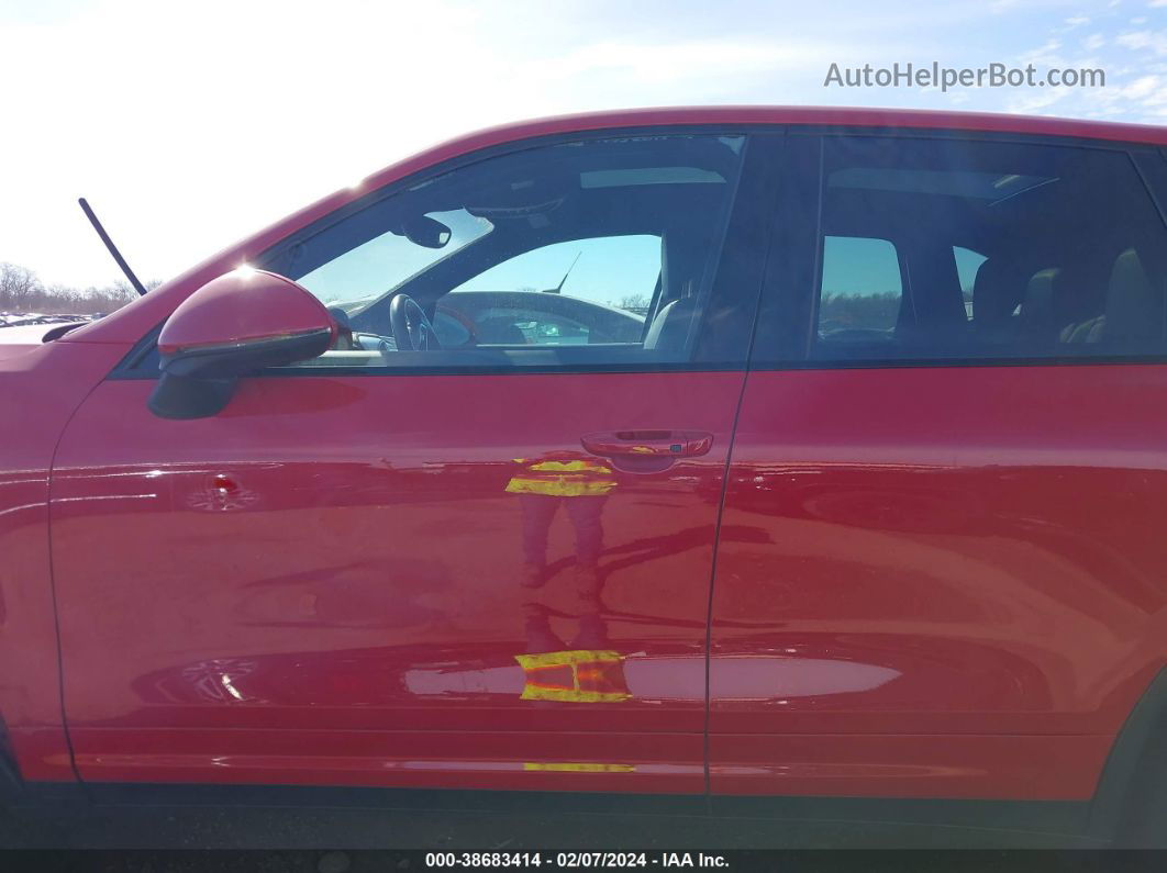 2018 Porsche Cayenne   Red vin: WP1AA2A21JKA04625