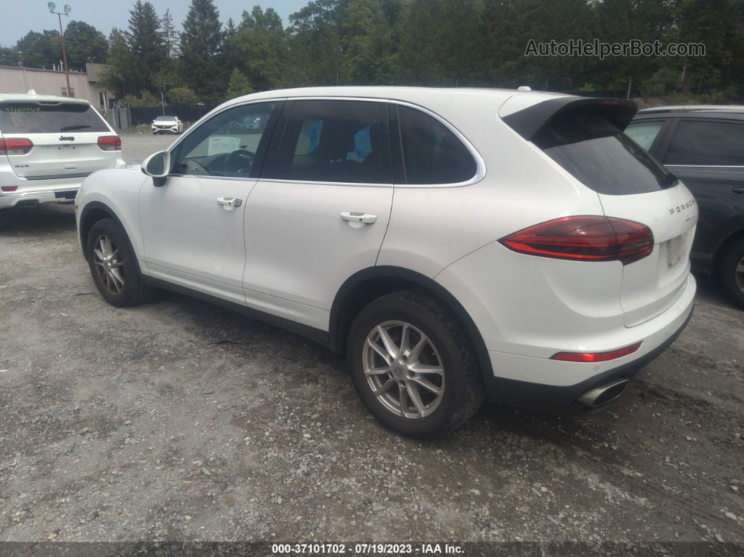 2018 Porsche Cayenne   Белый vin: WP1AA2A21JKA05239