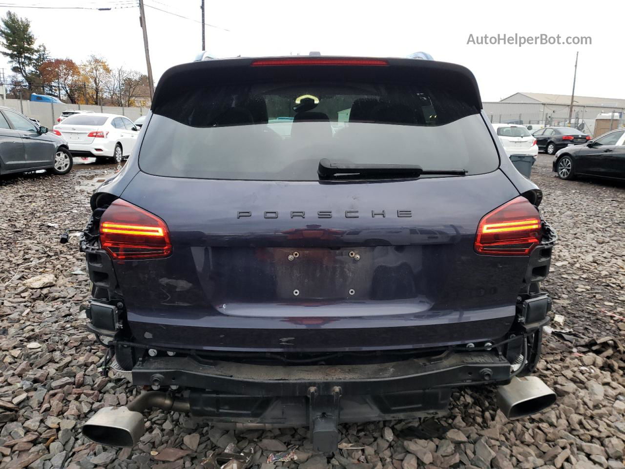 2018 Porsche Cayenne  Purple vin: WP1AA2A22JKA02012