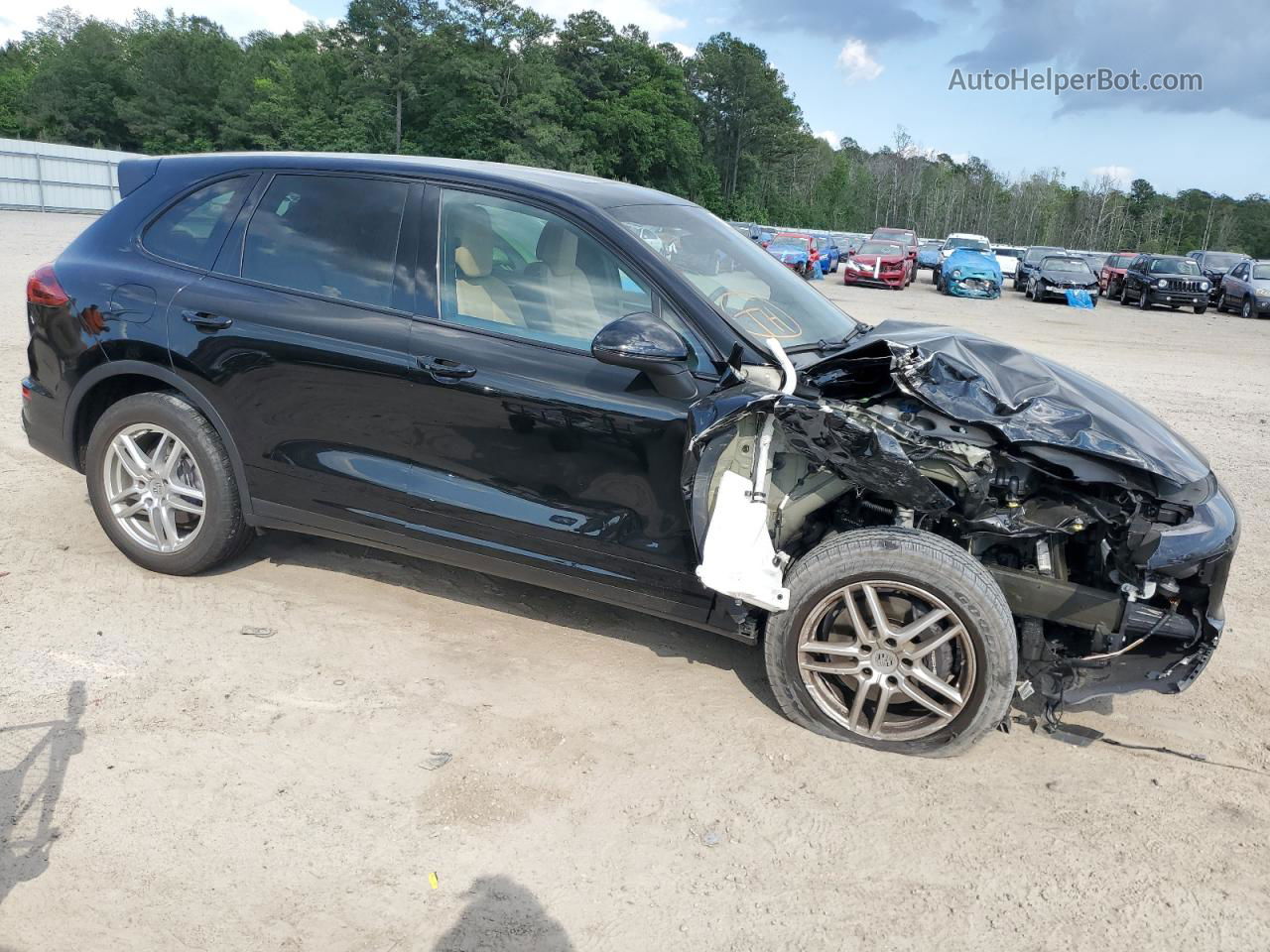 2018 Porsche Cayenne  Black vin: WP1AA2A22JKA06545