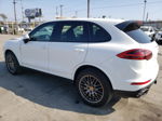 2018 Porsche Cayenne  White vin: WP1AA2A23JKA07249