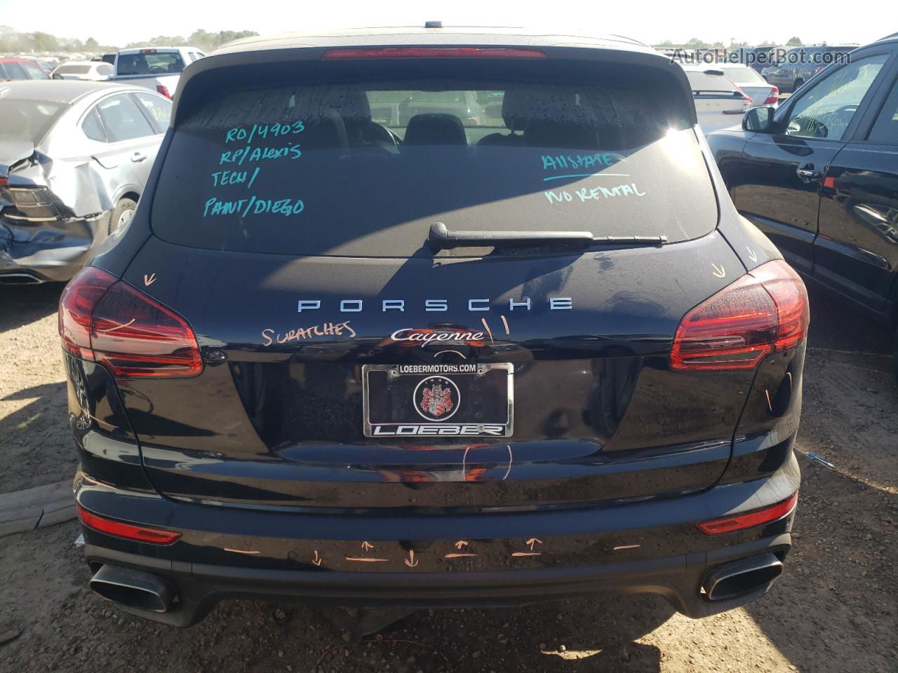 2018 Porsche Cayenne  Black vin: WP1AA2A24JKA03372