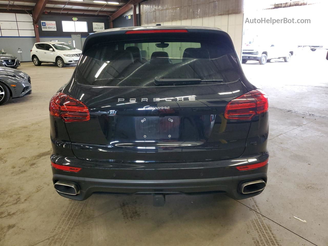 2018 Porsche Cayenne  Black vin: WP1AA2A25JKA04708