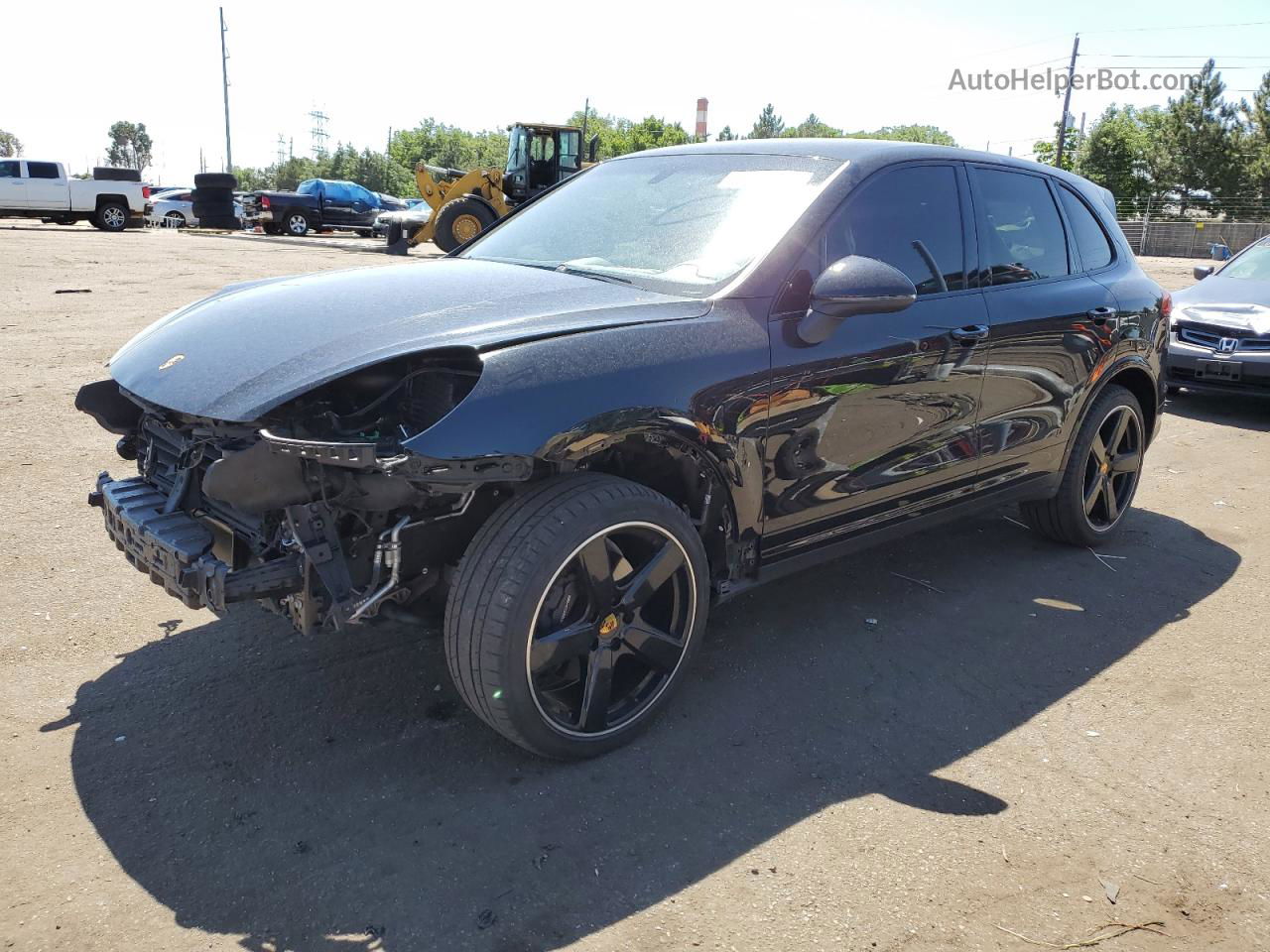 2018 Porsche Cayenne  Black vin: WP1AA2A26JKA01008