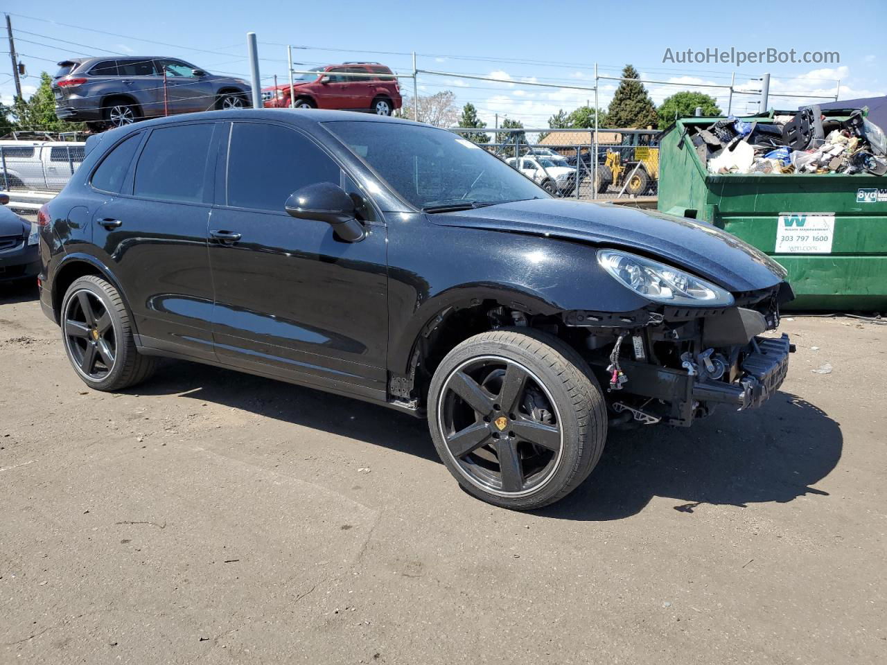 2018 Porsche Cayenne  Black vin: WP1AA2A26JKA01008