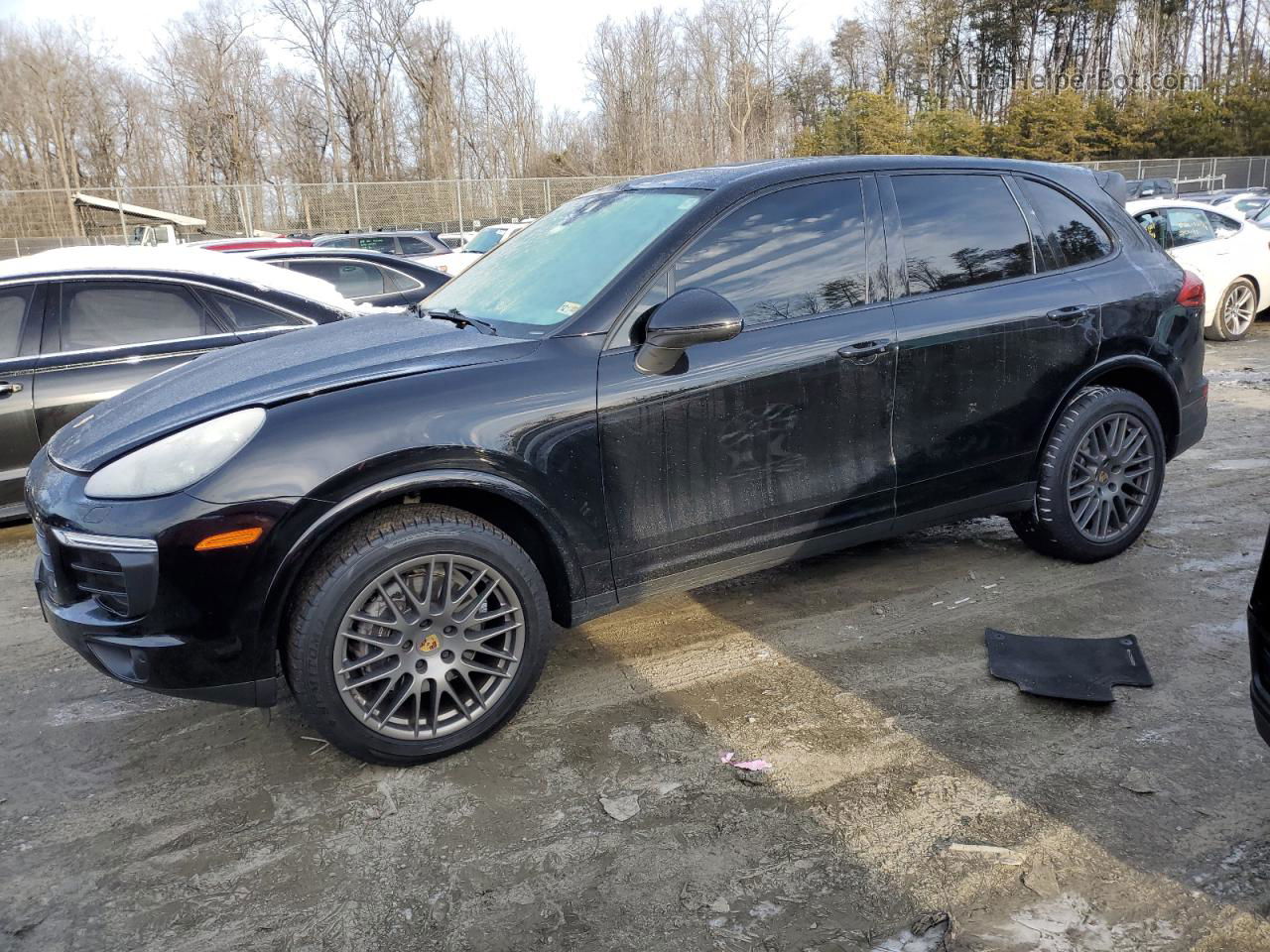 2018 Porsche Cayenne  Black vin: WP1AA2A26JKA03079