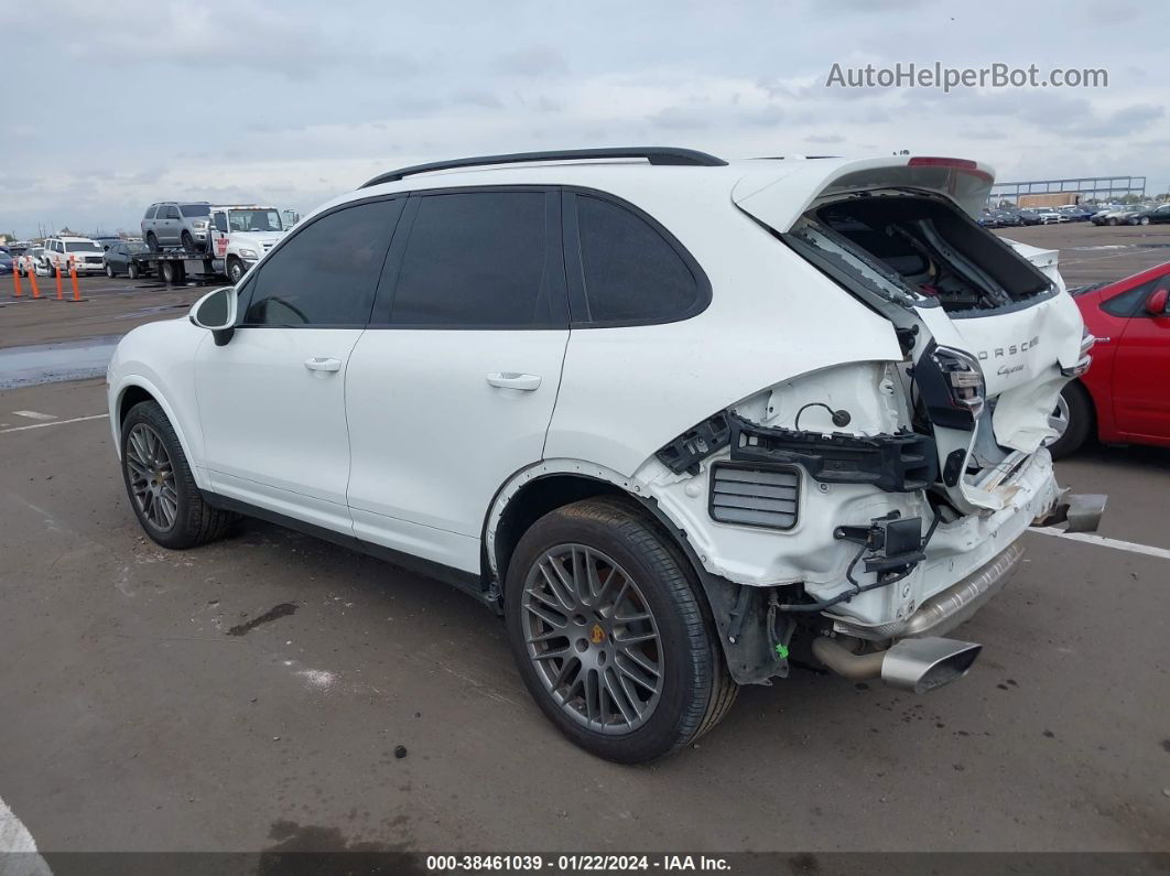 2018 Porsche Cayenne Platinum Edition White vin: WP1AA2A27JKA02393