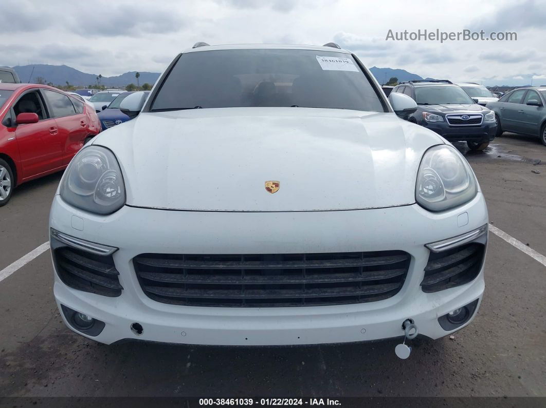 2018 Porsche Cayenne Platinum Edition White vin: WP1AA2A27JKA02393