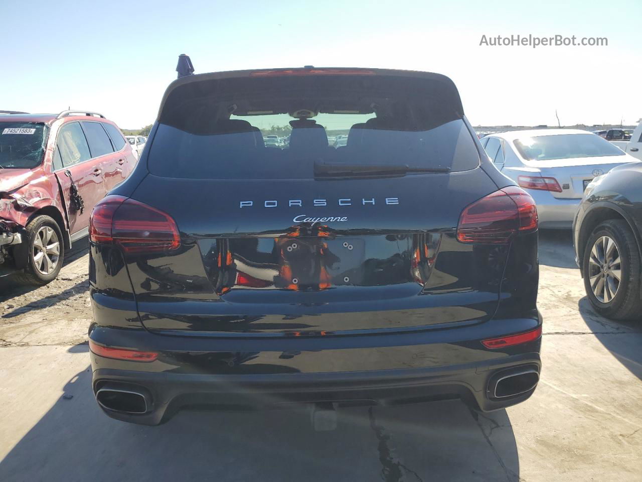 2018 Porsche Cayenne  Black vin: WP1AA2A27JKA04192