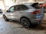 2018 Porsche Cayenne  Серый vin: WP1AA2A27JKA05228