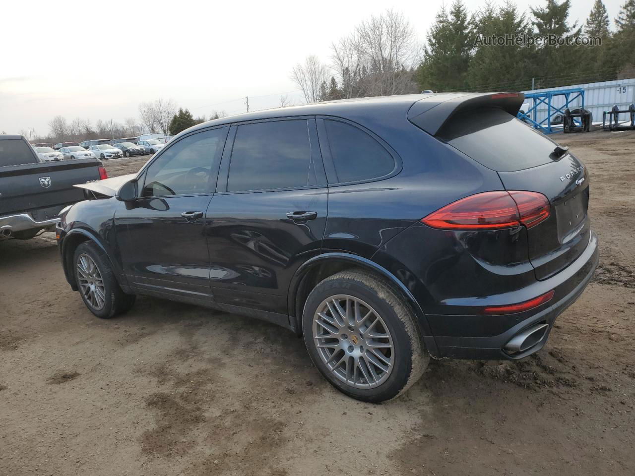 2018 Porsche Cayenne  Blue vin: WP1AA2A28JKA00295