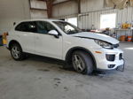 2018 Porsche Cayenne  White vin: WP1AA2A28JKA01902