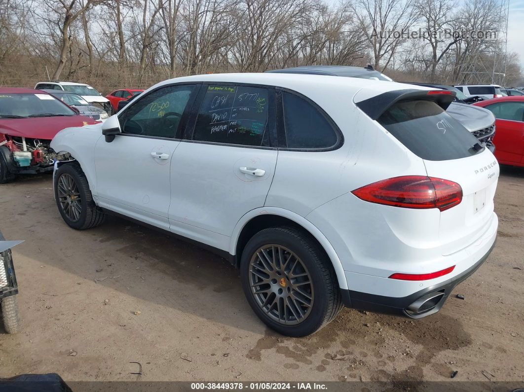 2018 Porsche Cayenne Platinum Edition White vin: WP1AA2A28JKA05688