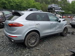 2018 Porsche Cayenne  Silver vin: WP1AA2A29JKA03089