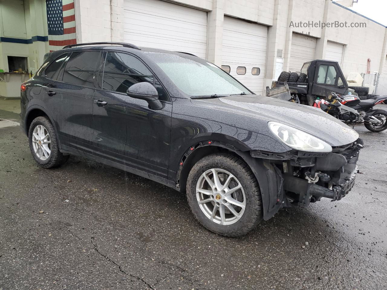 2018 Porsche Cayenne  Black vin: WP1AA2A29JKA05201