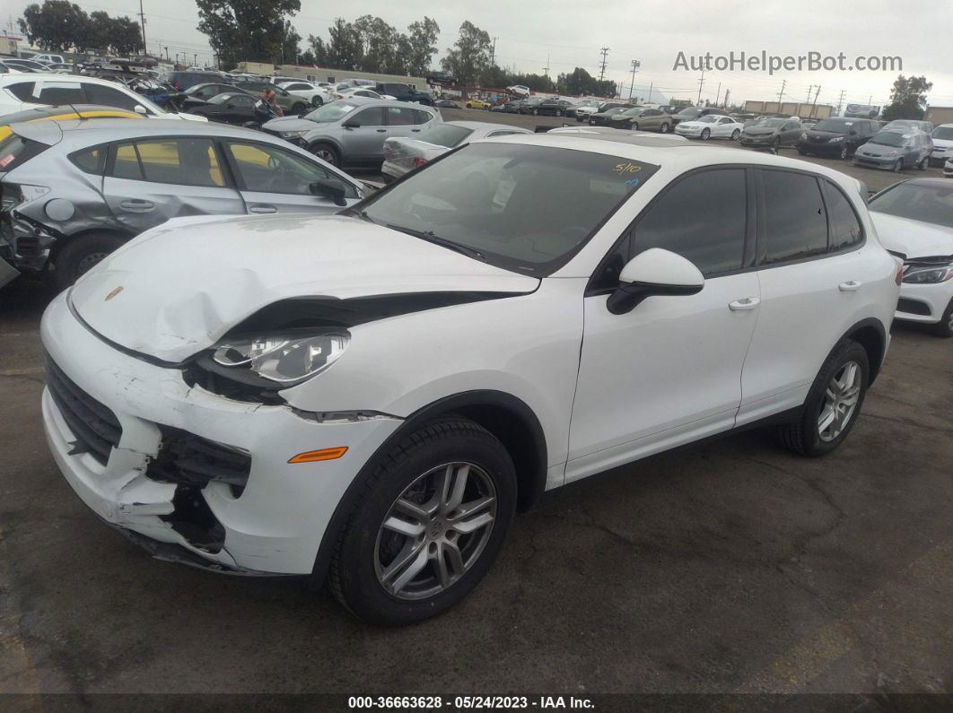 2018 Porsche Cayenne   White vin: WP1AA2A29JKA07093