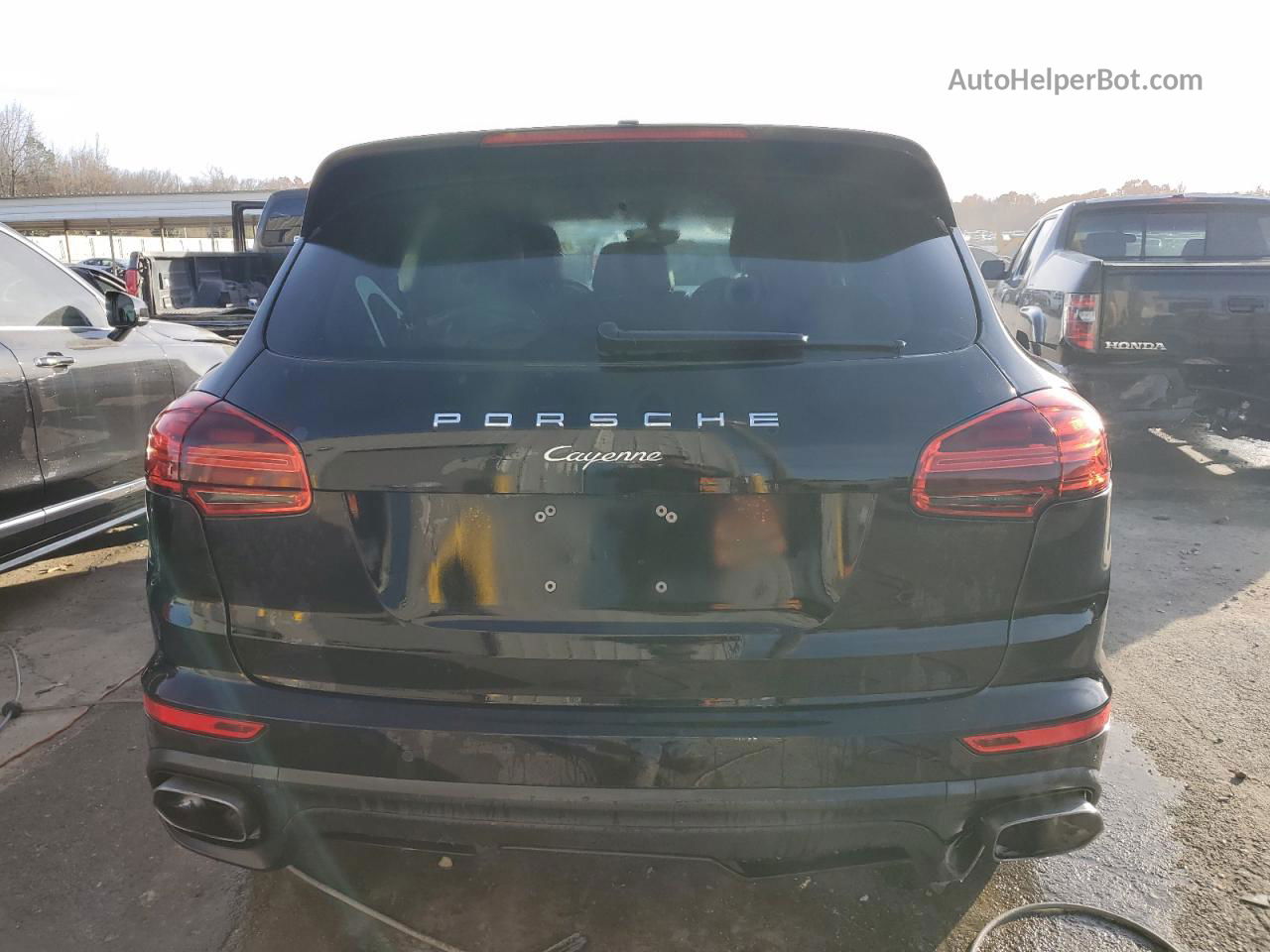 2018 Porsche Cayenne  Black vin: WP1AA2A2XJKA03859