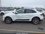 2017 Porsche Macan   White vin: WP1AA2A50HLB05315