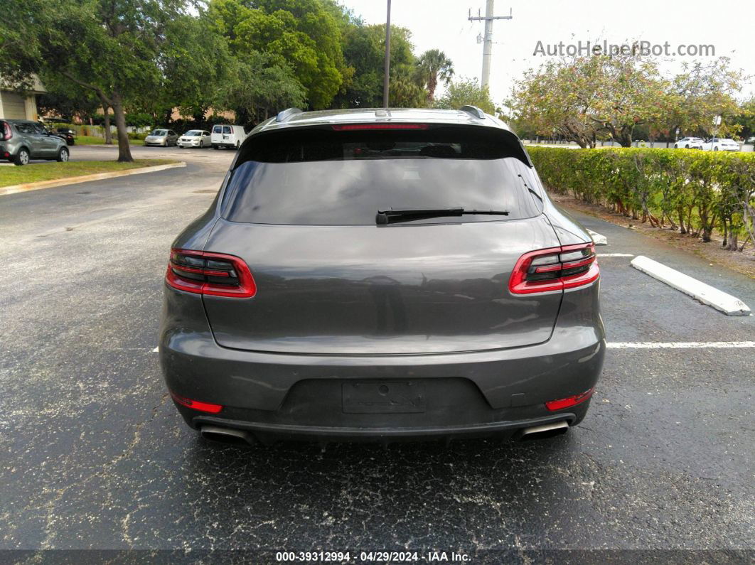 2017 Porsche Macan   Gray vin: WP1AA2A50HLB81696