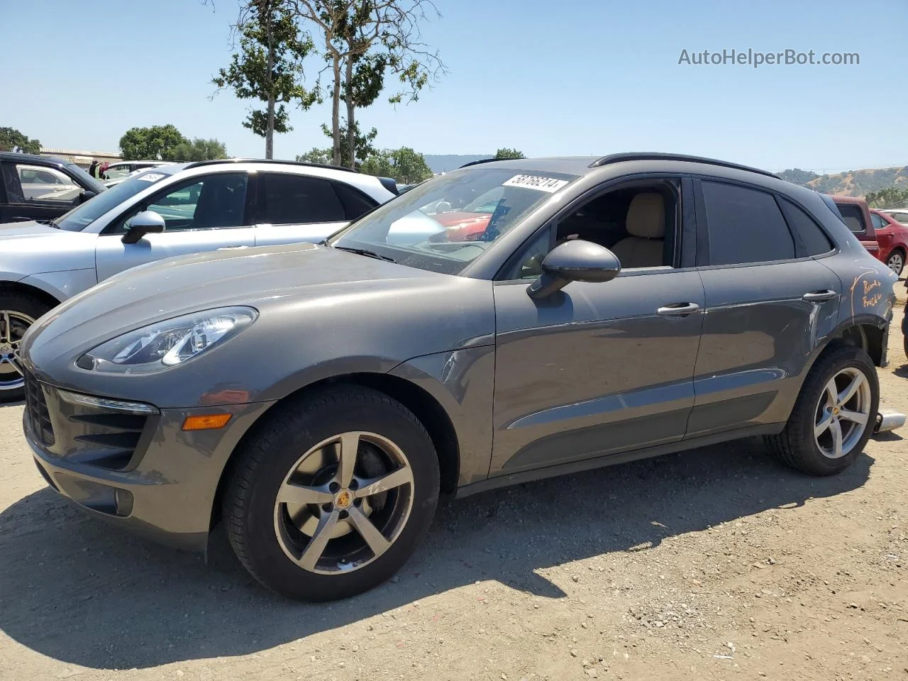 2018 Porsche Macan  Угольный vin: WP1AA2A50JLB19284