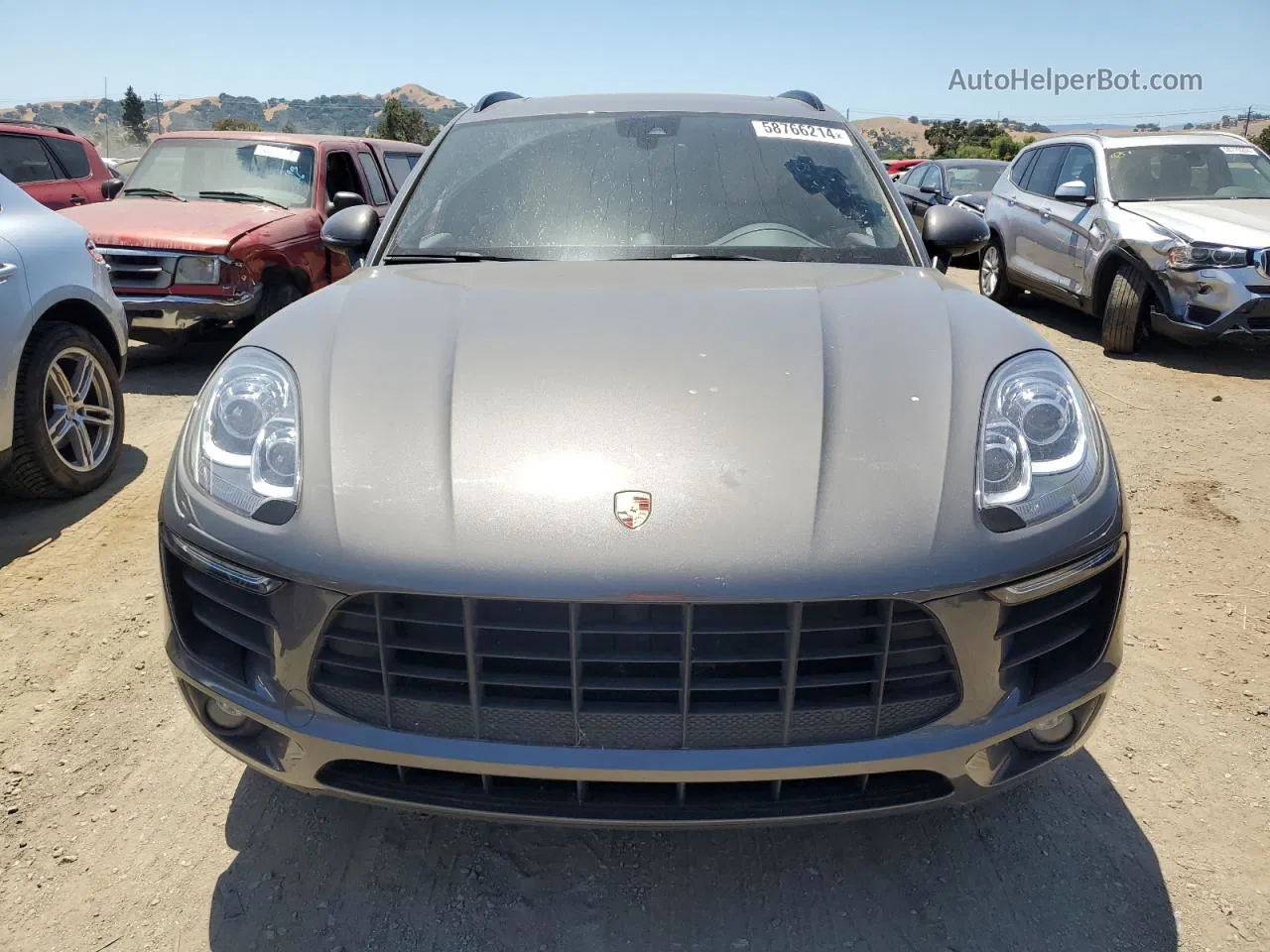 2018 Porsche Macan  Charcoal vin: WP1AA2A50JLB19284