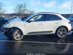 2017 Porsche Macan   White vin: WP1AA2A51HLB05937