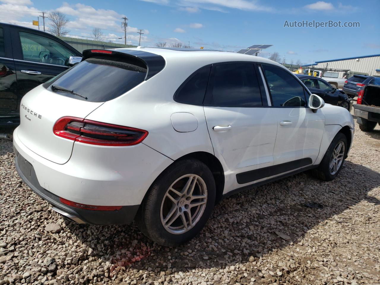 2018 Porsche Macan  Белый vin: WP1AA2A51JLB03580