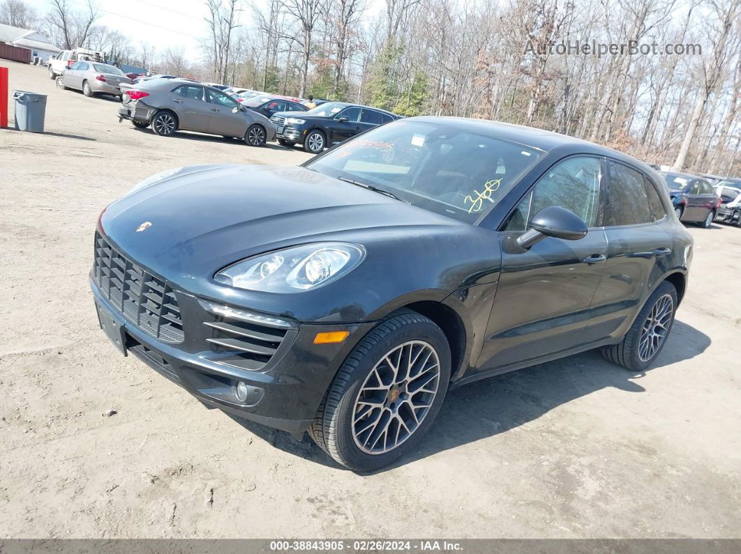 2018 Porsche Macan   Black vin: WP1AA2A51JLB10772