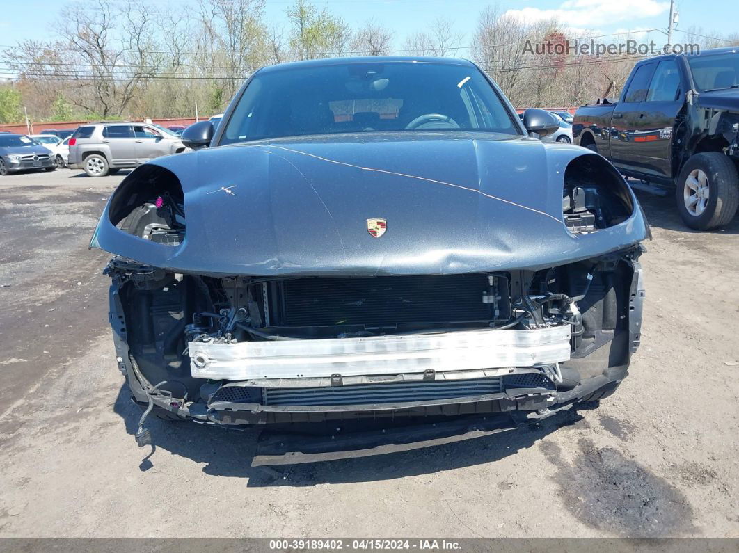 2018 Porsche Macan Sport Edition Gray vin: WP1AA2A51JLB13977