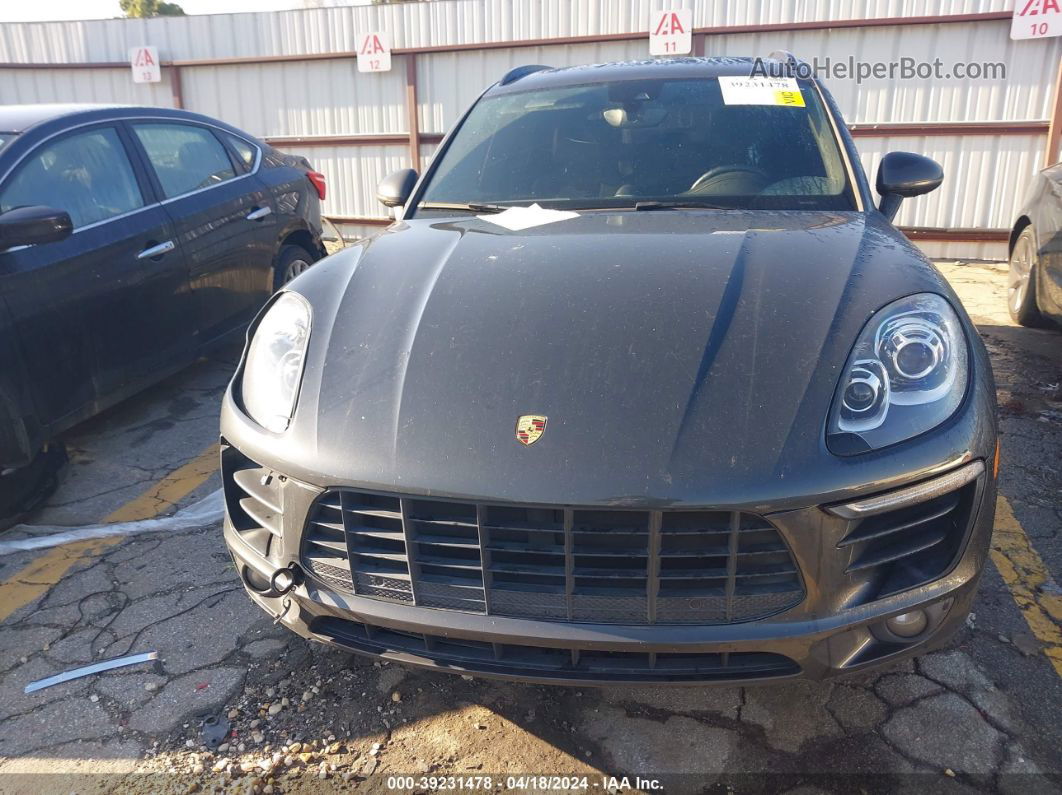 2018 Porsche Macan   Gray vin: WP1AA2A51JLB16829