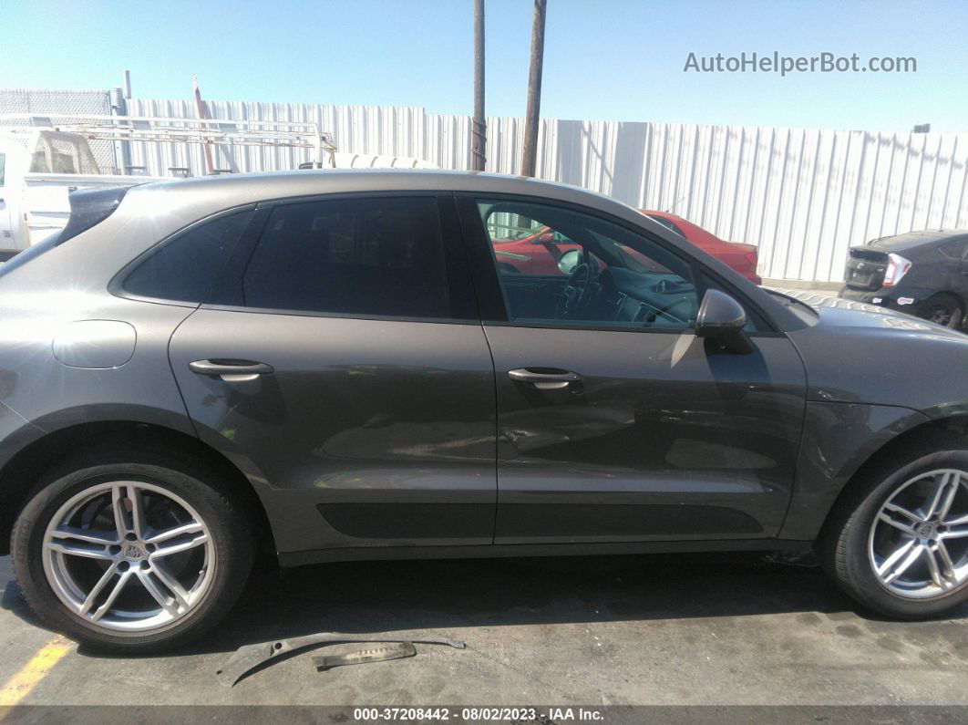 2018 Porsche Macan   Gray vin: WP1AA2A51JLB25255