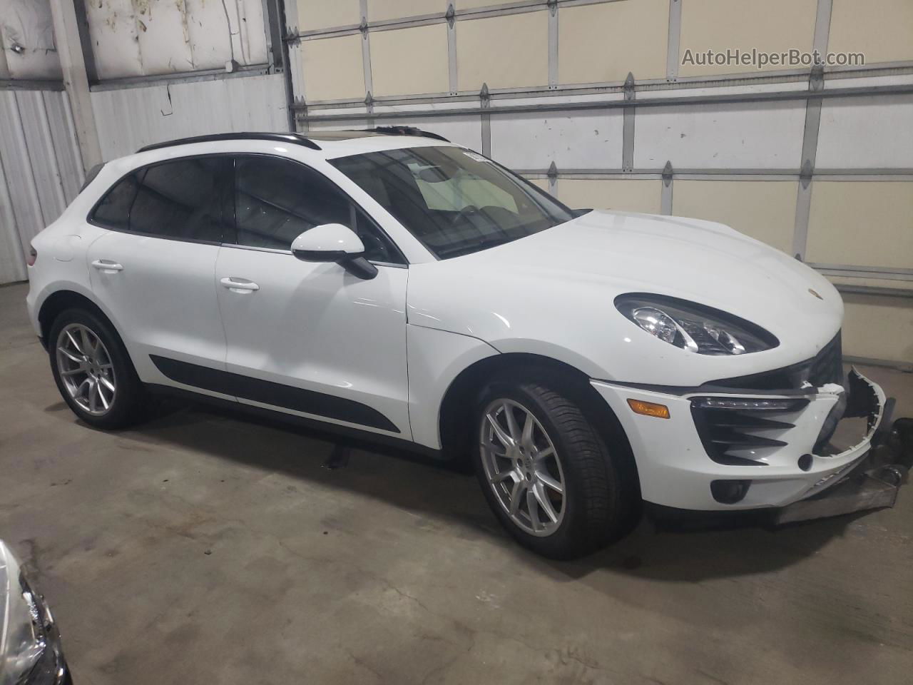 2018 Porsche Macan  Белый vin: WP1AA2A52JLB01501