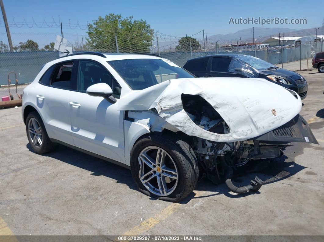 2018 Porsche Macan   White vin: WP1AA2A52JLB15107