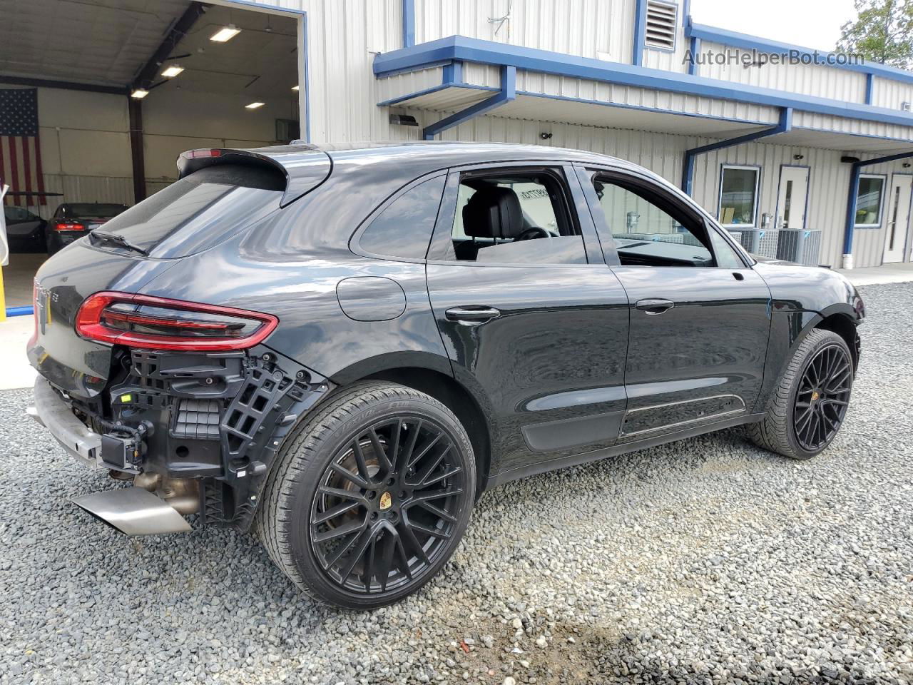 2018 Porsche Macan  Черный vin: WP1AA2A52JLB21330